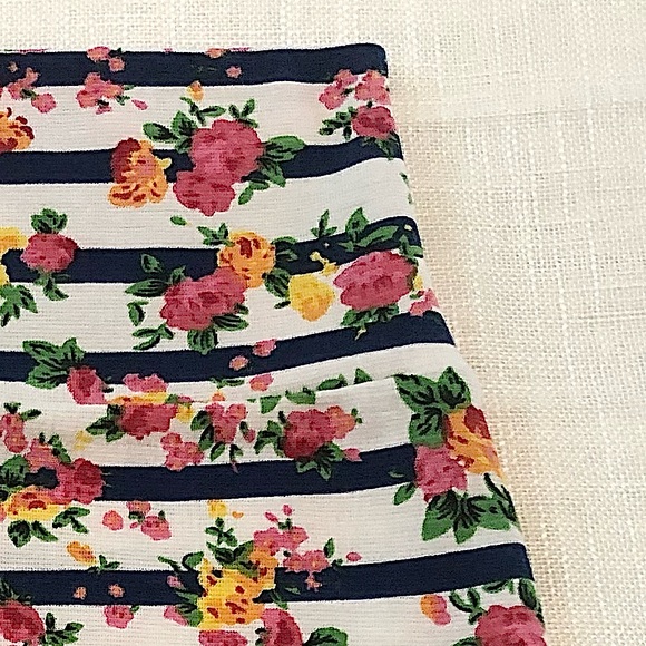 Striped floral mini skirt - Picture 4 of 4